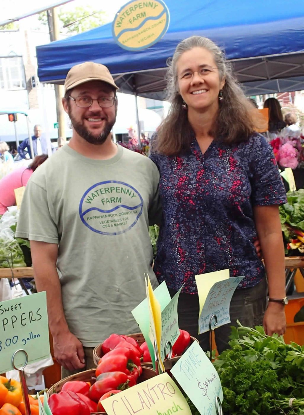 Eric Plaksin and Rachel Bynum at market
